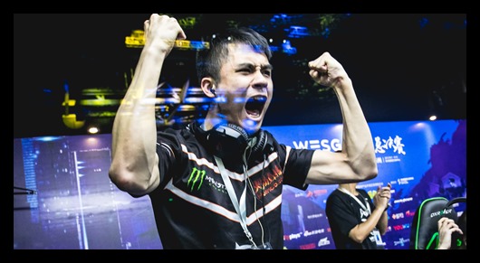 優勝したプロ選手